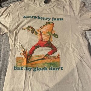 Gildan Cream Graphic Tee with Frog Design